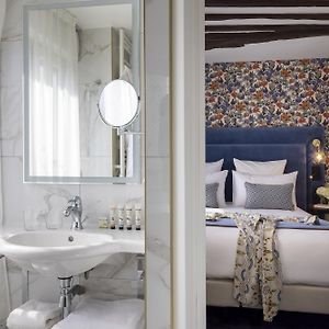 Suite met Twee Slaapkamers en een King Size Bed